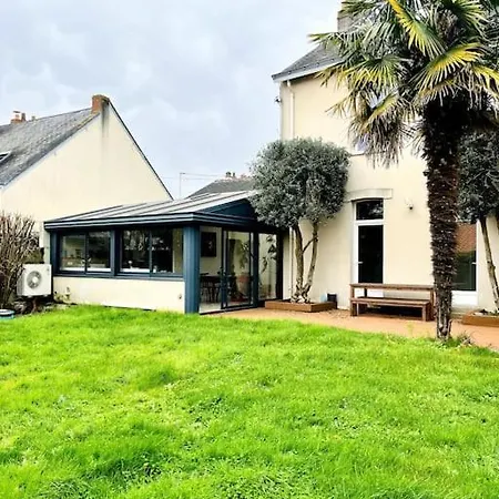 Dom wakacyjny Maison Du Bois Hardy 10pers/jardin/parking Nantes