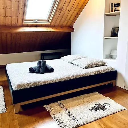 Maison Du Bois Hardy 10pers/jardin/parking * Nantes