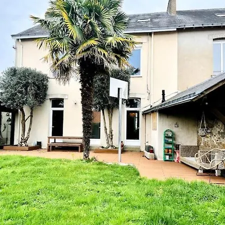 Dom wakacyjny Maison Du Bois Hardy 10pers/jardin/parking Nantes